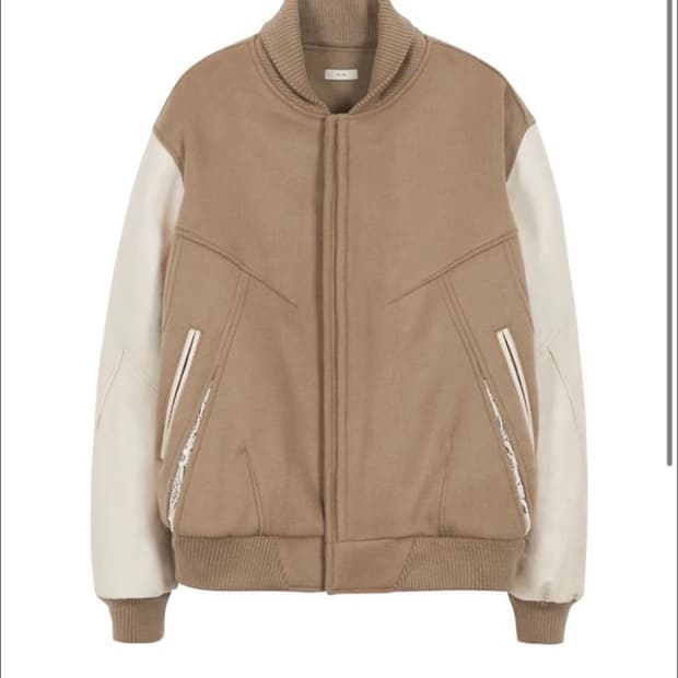 엑슬림 바시티 베이지 M 직거래합니다