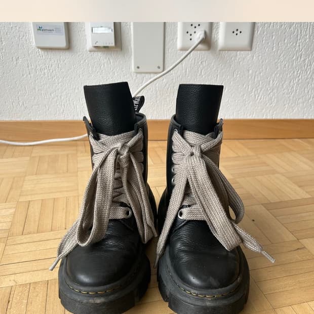 릭오웬스 닥터마틴 240