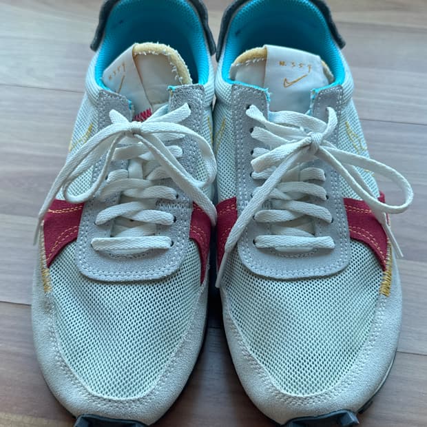 나이키 데이브레이크 타입 풋볼 그레이 판매합니다