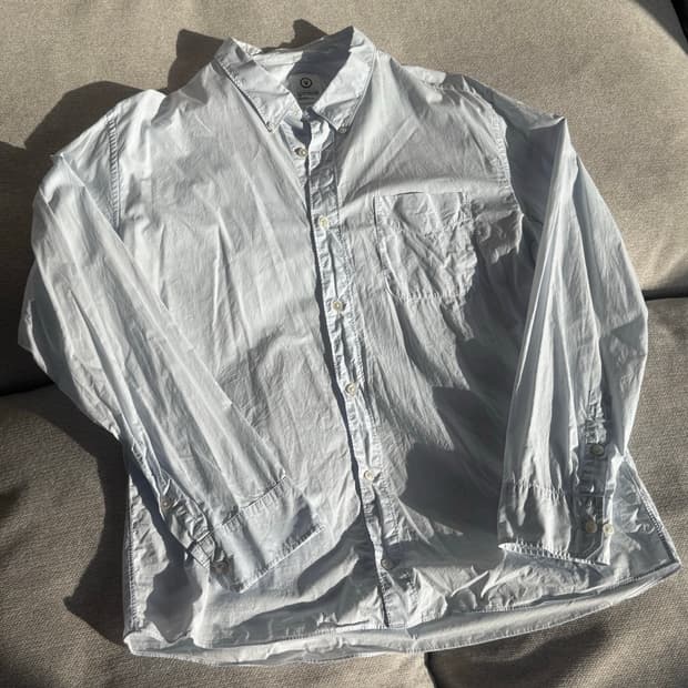 비즈빔 핀 스트라이프 셔츠