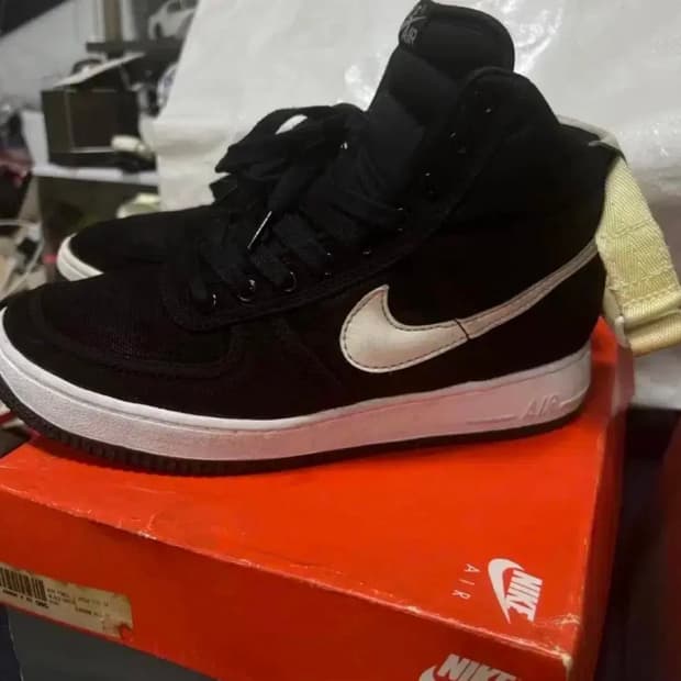 나이키 에어포스 1 cvs HI 275