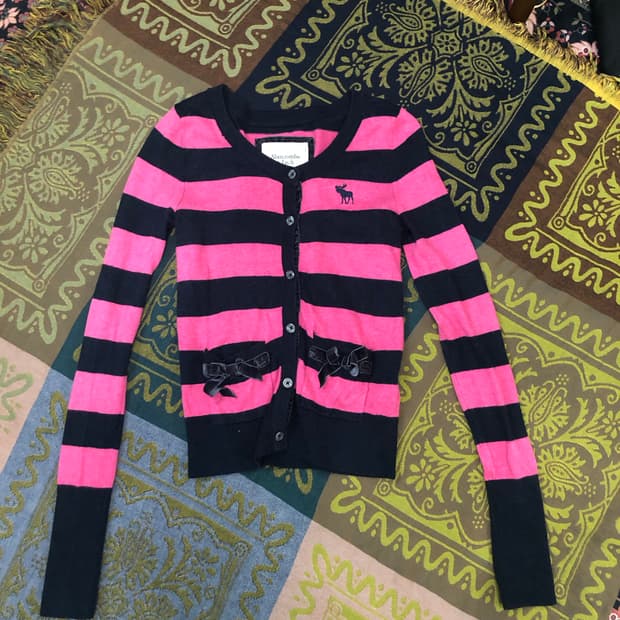 A&F 아베크롬비 striped cardigan