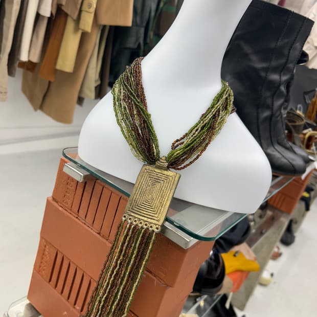 레이어비즈 금장 목걸이