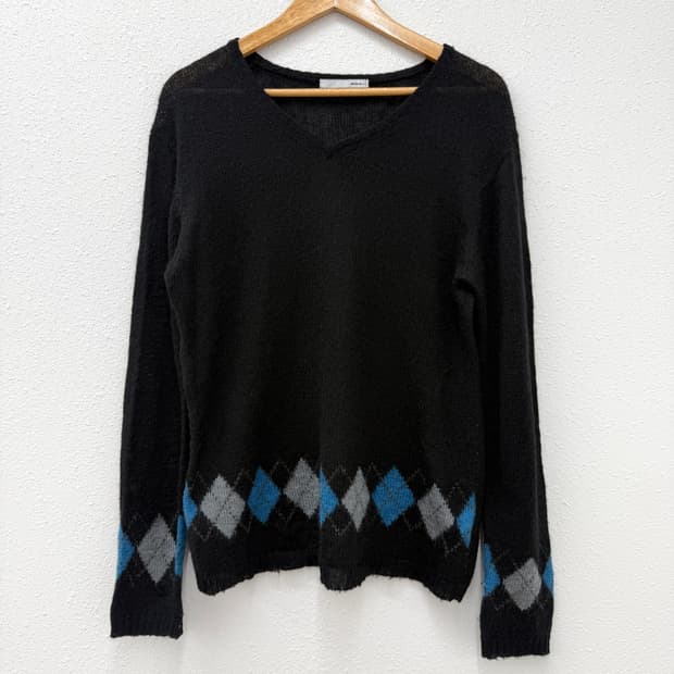 ABX 블랙 아가일 니트 스웨터