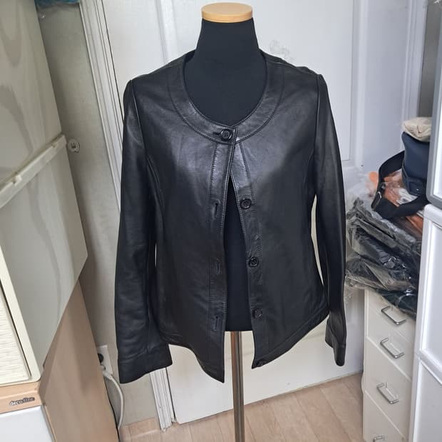 로보 블랙 가죽 노카라 양가죽자켓 55~66