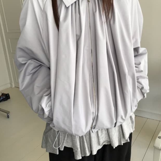 위아 바스크 블루종 점퍼