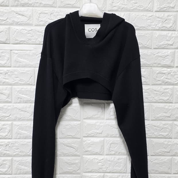 택포) 코스 COS 블랙 크롭 후드티 L