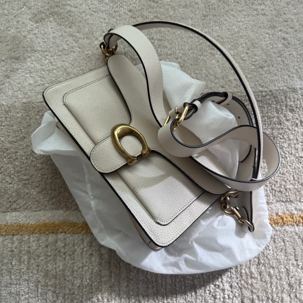 코치 태비 가방 태비백 아이보리