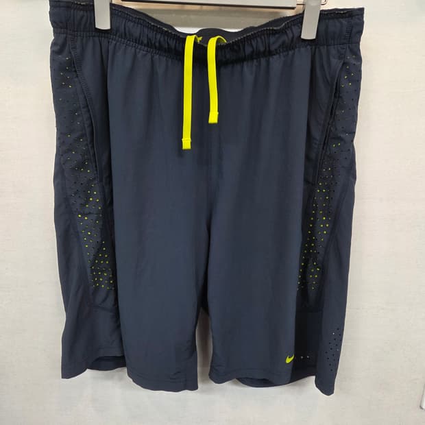 나이키 올드스쿨 바스켓볼 메쉬 반바지 xl