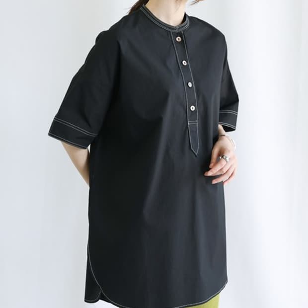 SELECT MOCA Oversized Pullover Shirts