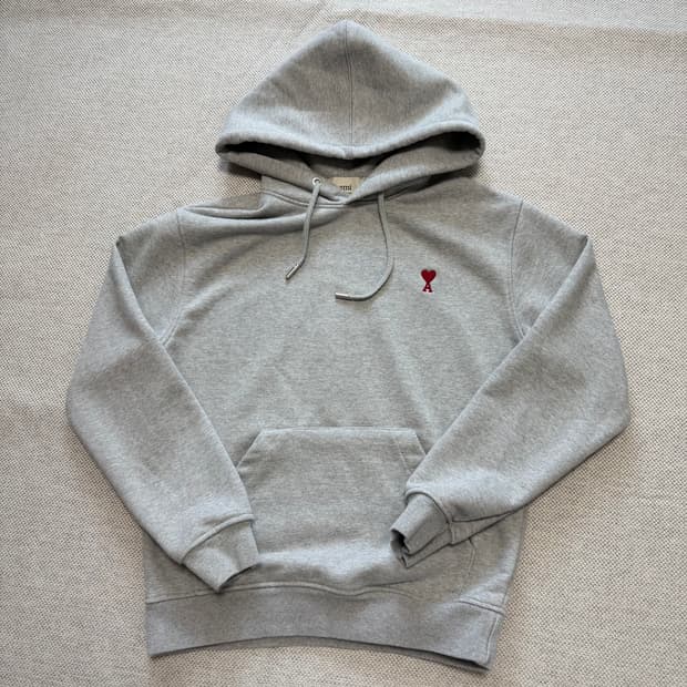 아미 스몰 하트 로고 후드티