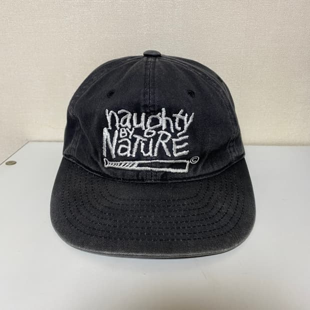 도넛리벤지 핑거프레스 볼캡 모자