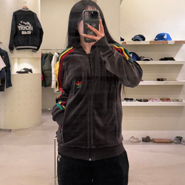 아디다스 오리지널스 라스타 벨루어 트랙 자켓 U946