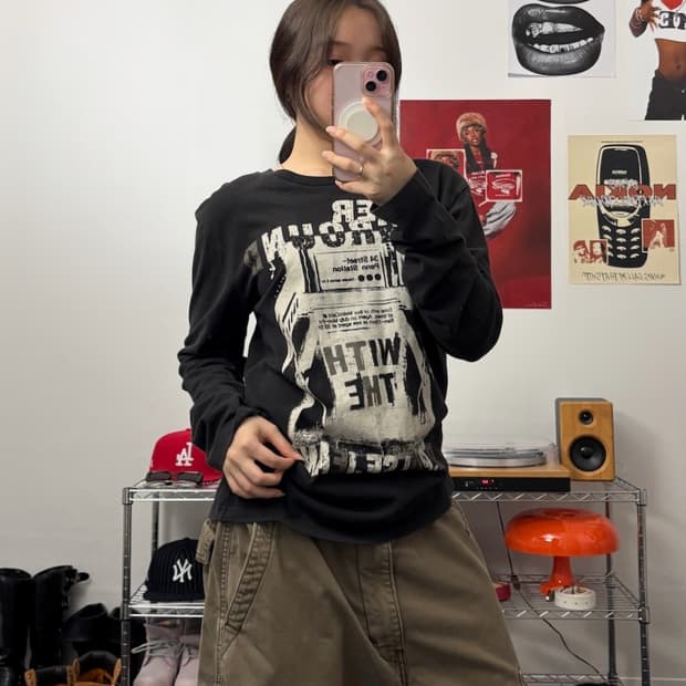 Vintage 그래픽 롱슬리브 티셔츠 