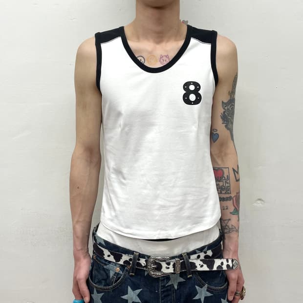 8 Stud Basic Sleeveless