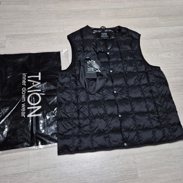 타이온 경량패딩베스트 xxl