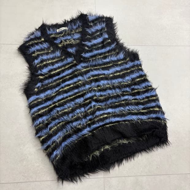 L)문선 모헤어 니트 베스트