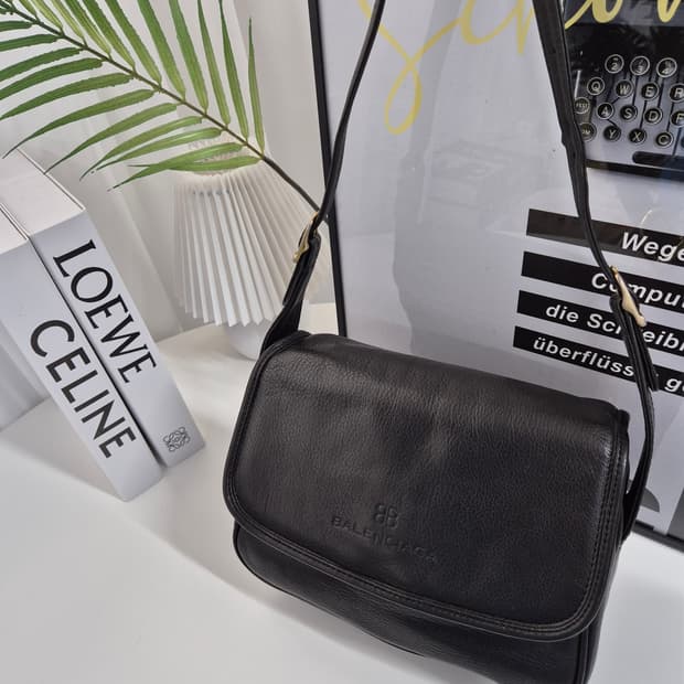 금강 발렌시아가 숄더백