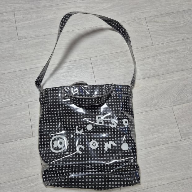 10 꼬르소 꼬모 PVC 백 에코백