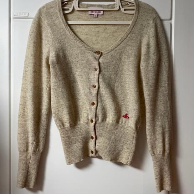 비비안웨스트우드 가디건 