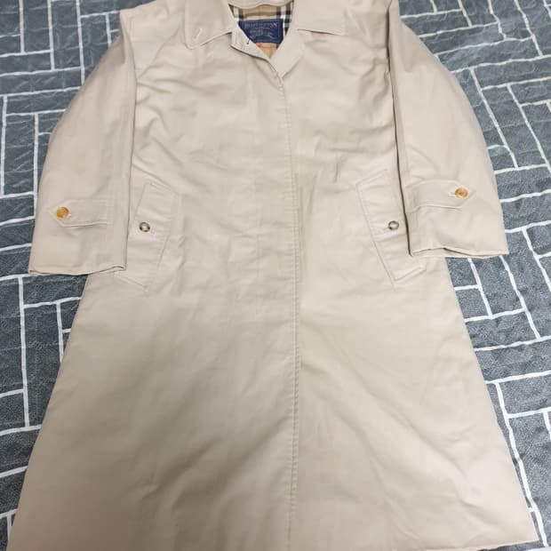 버버리 made in England 슬림핏 싱글 트렌치코트 베이지 (M)