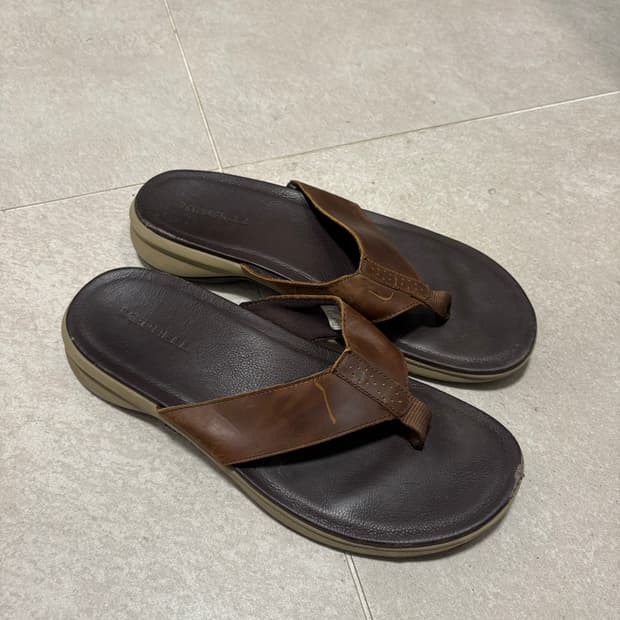 머렐 브라운 레더 플립플랍 쪼리 275