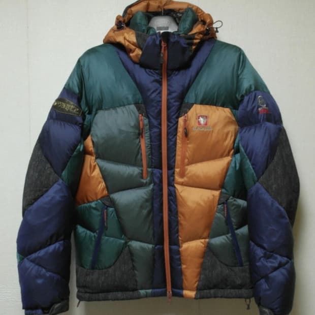 블랙야크 구스패딩