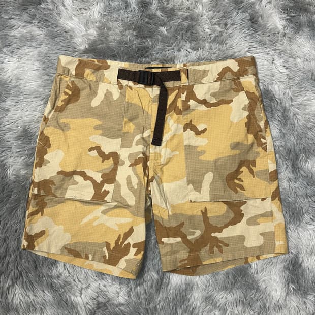 나이키 sb 카모플라쥬 반바지 XL