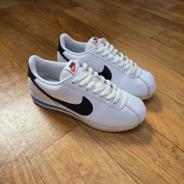 나이키 코르테즈 