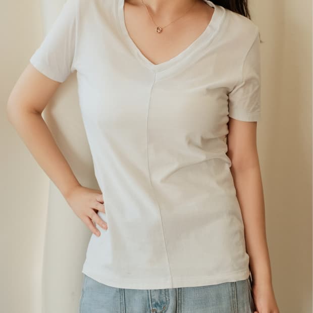 닐바렛 블랙바렛 더블넥 V넥 반팔 티셔츠