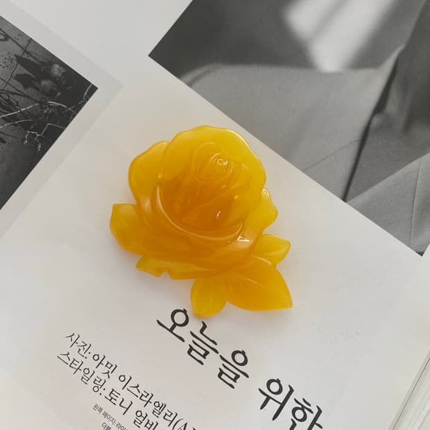 빈티지 옐로우 장미 브로치
