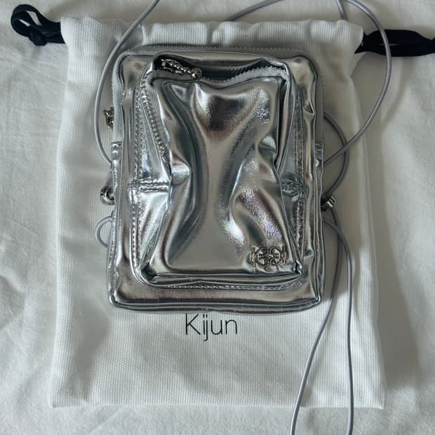 기준 kijun Mini Bag Silver / 실착1회