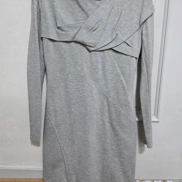 타임 긴팔 드레이프 원피스