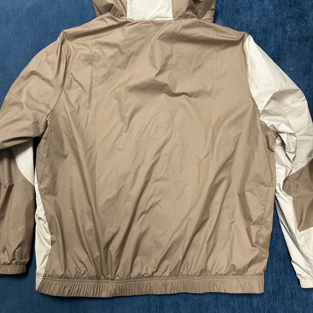 퓨마x맨시티 바람막이