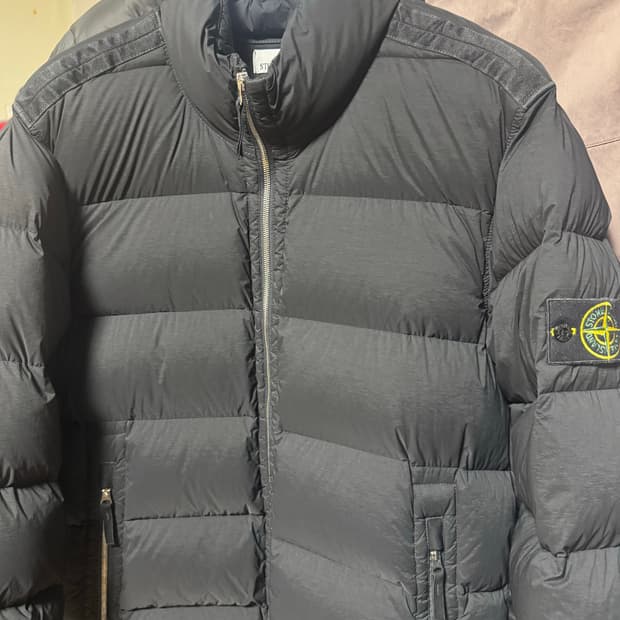 23fw 스톤아일랜드 심리스터널 패딩 xl