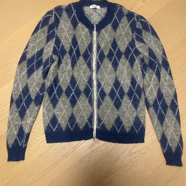 기마구아스 니트집업