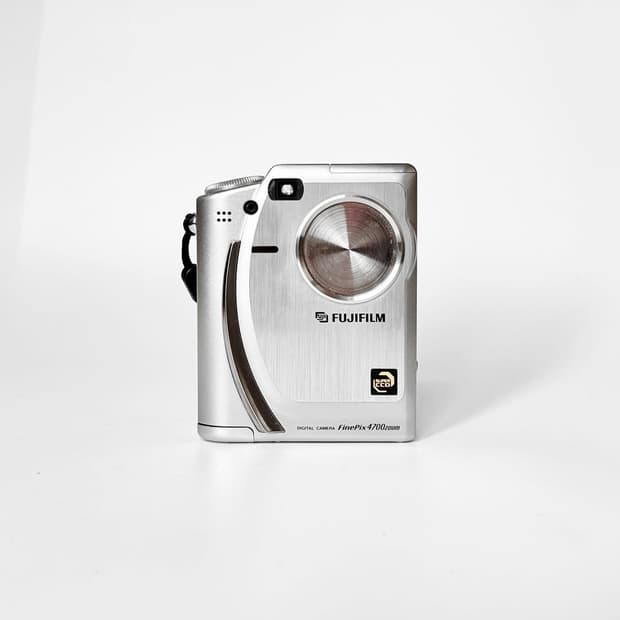 후지필름 파인픽스 4700 zoom