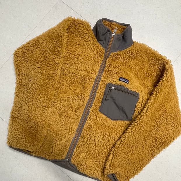 [S] 파타고니아 빈티지 딥파일 데킬라 골드