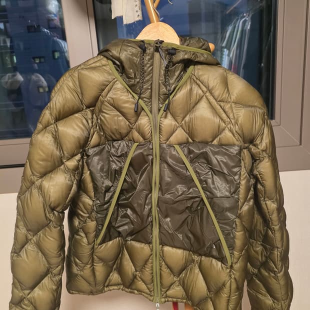 로아 패딩 판매 합니드 M