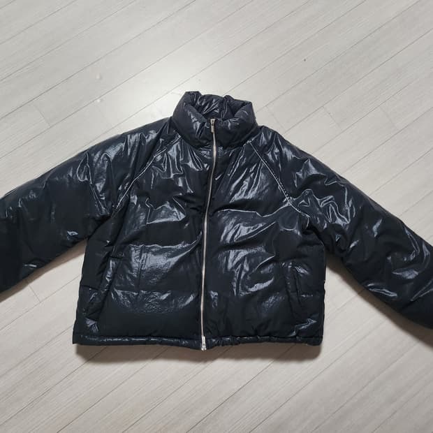 마뗑킴 여성 검정패딩