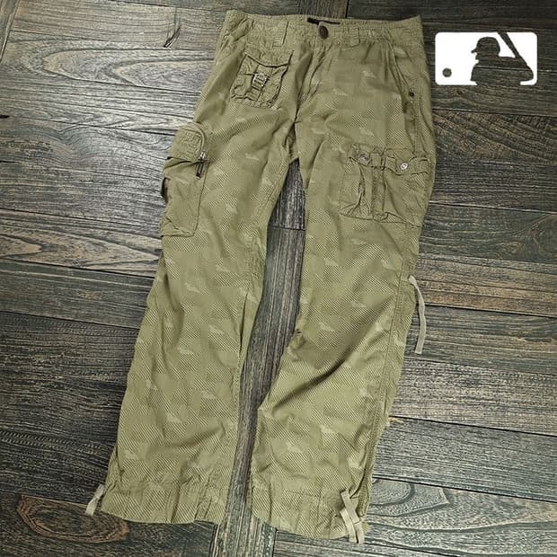 [MLB] 멀티 로고 패턴 빈티지 카고 팬츠 베이지 M20269