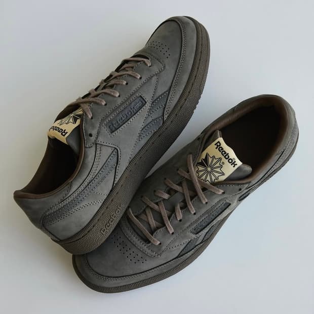 카키스 x 리복 CLUB C REVENGE 280