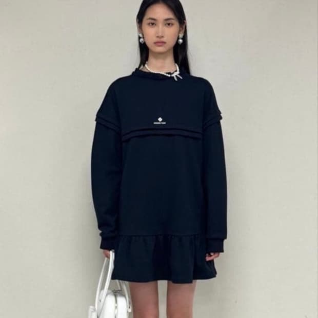 [6,8,10]슈슈통 26ss Wave 레이스 프릴 드레스/네이비