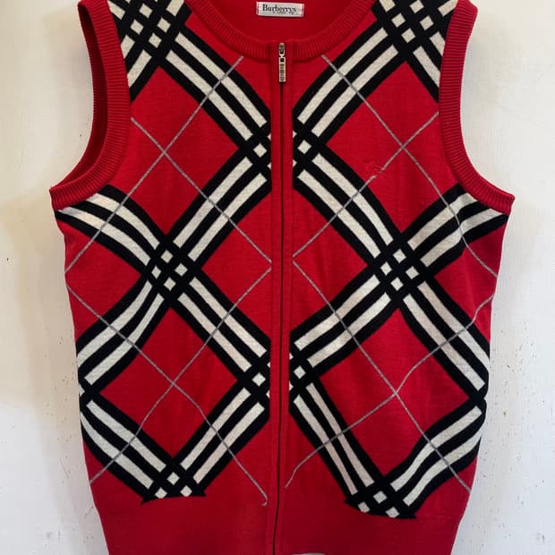 버버리 울니트조끼베스트 니트집업:) 체크조끼니트 울100%