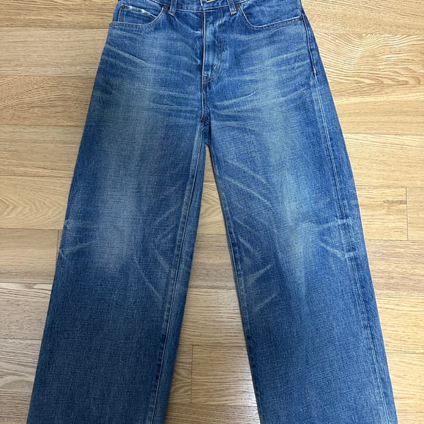 23FW 셀린느 플레어 서프 진 - 유니언 워시 데님