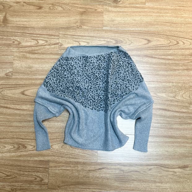 빈티지 호피 긴팔 티셔츠 오네갸루 로걀 라떼 베메클깔 레오파드 고딕 고스