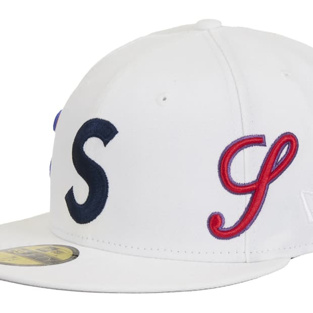 슈프림 멀티로고 s 뉴에라 스냅백 화이트