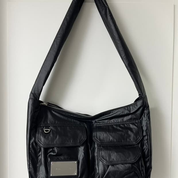 마뗑킴 크로스백 희귀매물