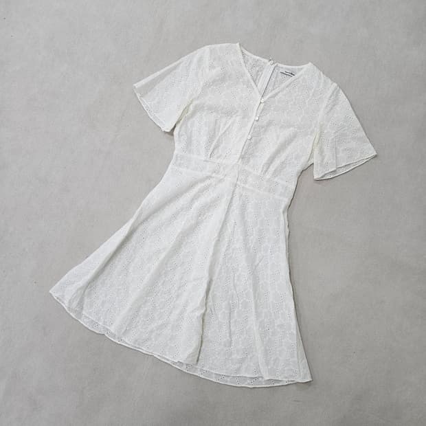 85-95-160 로엠 펀칭 원피스 0402Y