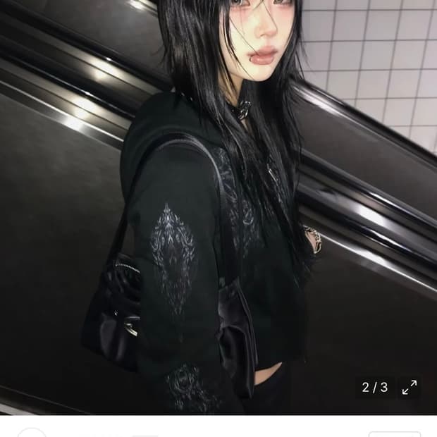 허그유어스킨 크롭 후드집업 블랙